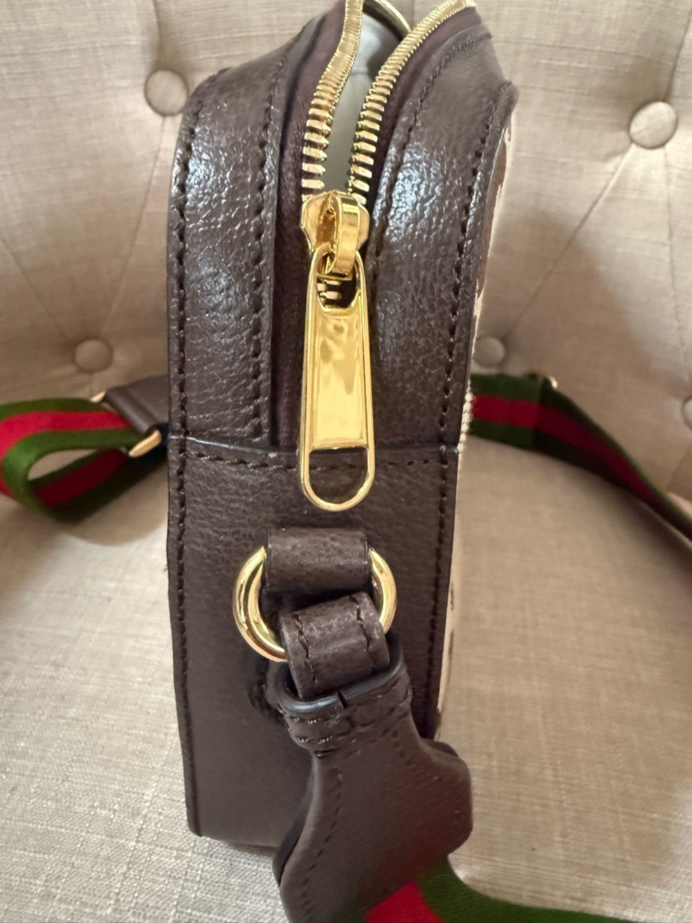 Gucci Jumbo GG Messenger Bag - Picture 2 of 9